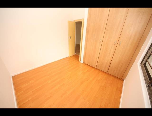 2 BEDROOM APARTMENT FOR SALE IN SUNNINGHILL